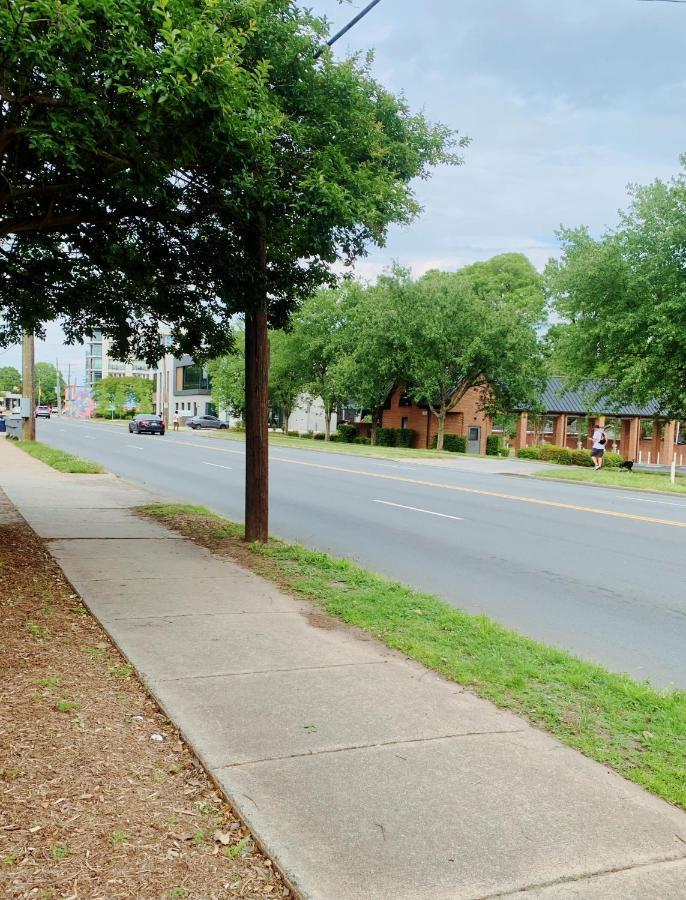 Uptown Area, Cozy King Suite, Quiet And Private, Free Parking, Walk To Restaurants Charlotte Exterior foto